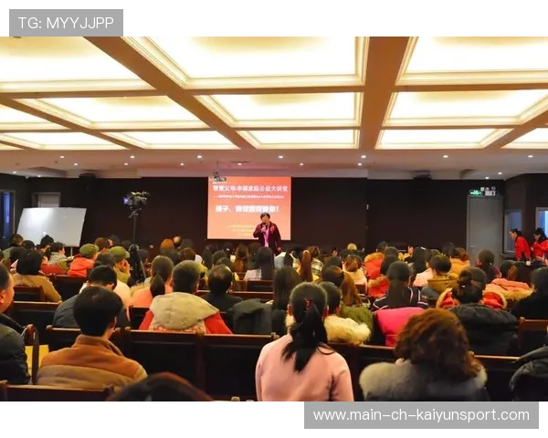 青训营开设营员家长课堂 增强家庭支持体系，训练营家长代表发言稿