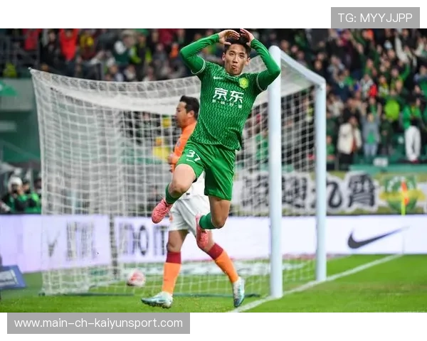 曹永竞禁区边缘起脚劲射挂死角，北京国安热身赛1比0力克梅州客家