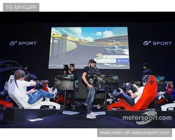 如何通过电竞模拟器数据提升职业车手的赛道过弯逻辑